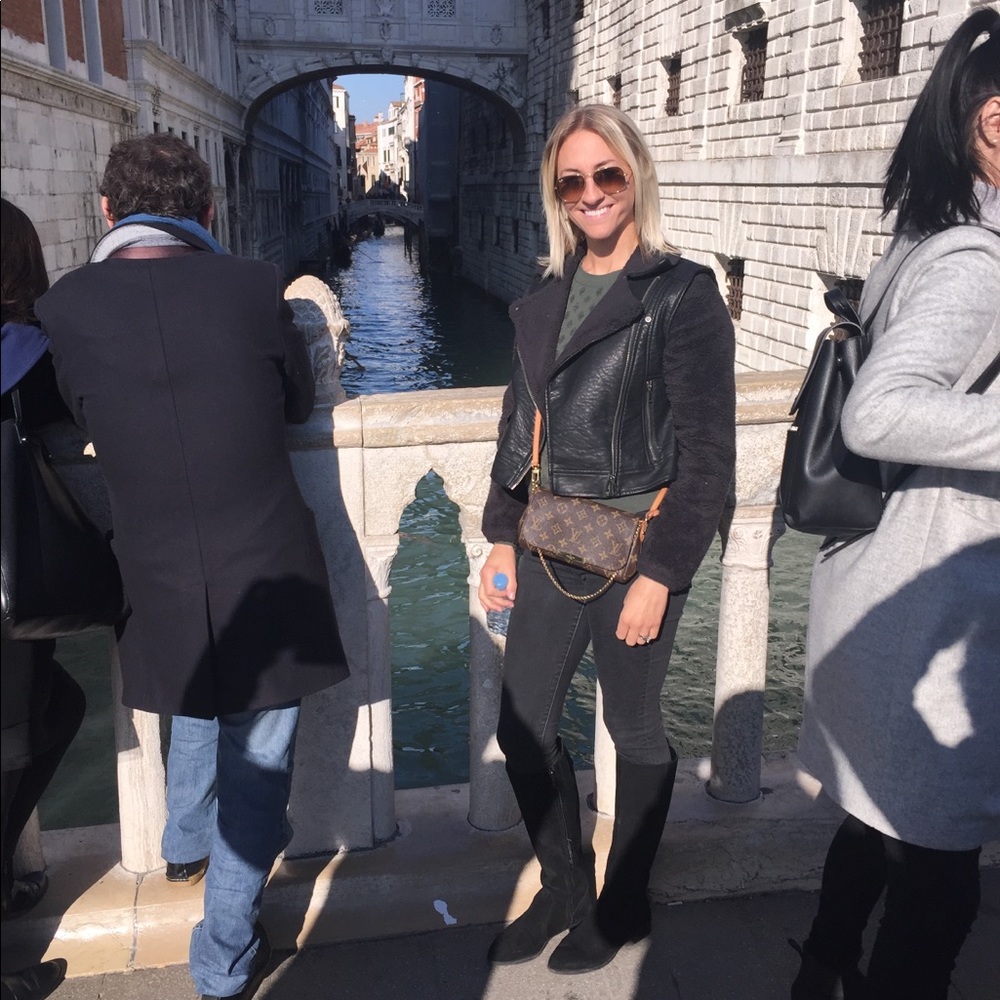 Meet your Posher, Stephanie